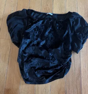 Free people Black Velvet Puff-Sleeve Women's Top thumbnail 1