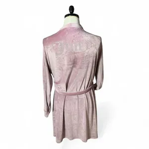 Y2K Juicy Couture L Velvet Pink Velour Rhinestone Logo Robe Loungewear‎ coquette thumbnail 2
