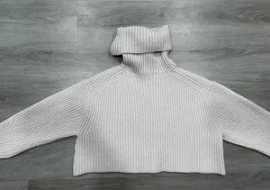Aritzia Babaton 100% Merino Wool Cropped Turtleneck Sweater Cream Beige Small thumbnail 1