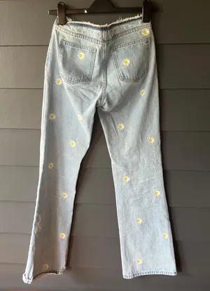 blue jeans thumbnail 2