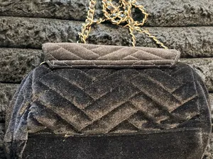 Bebe Black Quilted Velvet Crossbody Bag with Chain Strap thumbnail 6