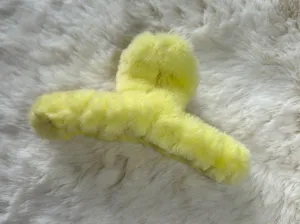 Yellow Fluffy Claw Clip thumbnail 1