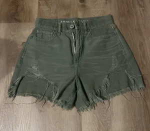 American Eagle Shorts thumbnail 1