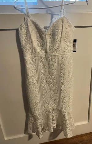 Dress thumbnail 1