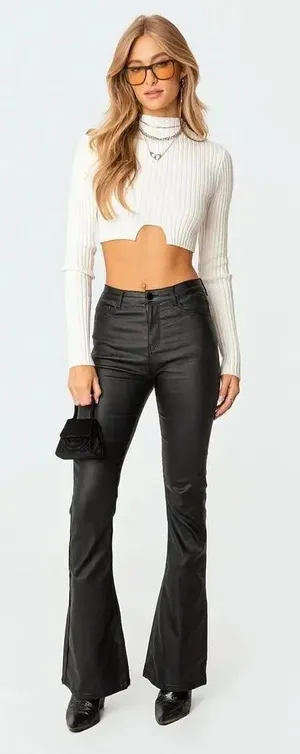 ✨Edikted Luna Faux Leather Flare Sz XS Jeans✨ thumbnail 1