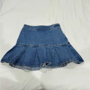 Lioness Denim Pleated Mini Skirt thumbnail 3