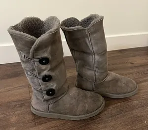 UGG Gray  Boots thumbnail 1