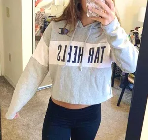 Champion UNC Cropped Sweatshirt thumbnail 1