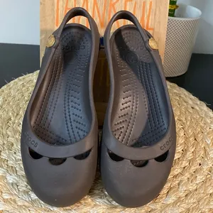 Crocs womens brown ballet flats size 5 thumbnail 2