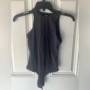 SKIMS Fits Everybody High Neck Bodysuit in ONYX xs new with tag thumbnail 3