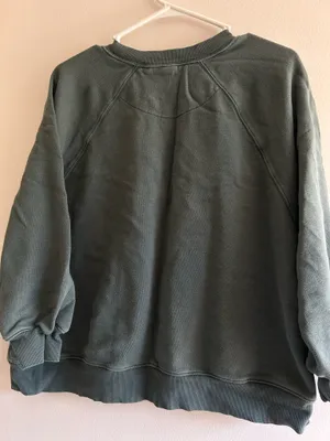 Old Navy Crewneck thumbnail 2
