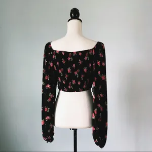WILD FABLE | Black Y2K Floral Smocked Crop Top Sz L thumbnail 6