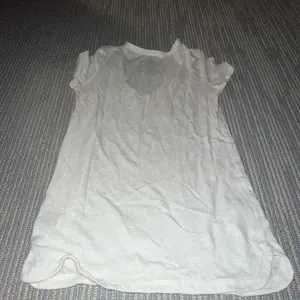 American Eagle Distressed V-Neck Boyfriend T-Shirt thumbnail 2