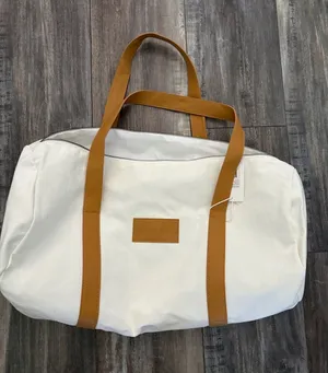 Cozy Earth Duffel Bag Womens White Canvas Top Handle Gym Workout Travel Outdoor thumbnail 1