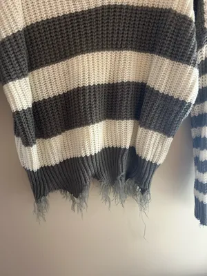 Sweater Main Strip thumbnail 3