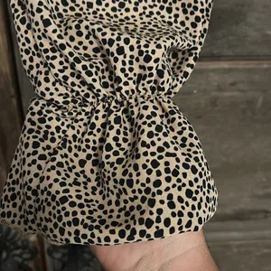 Hesperus Long Sleeve‎ Animal Print Cropped Top Size Medium thumbnail 3