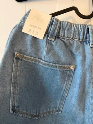 NWT Zara Light Blue High-Rise Relaxed Carrot style Jeans thumbnail 7