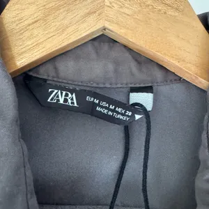 Zara Button Down Shirt Long Sleeve‎ Collared Blouse Top Gray Size M thumbnail 3