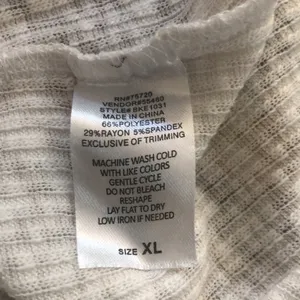 BKE Off White Lace Up Ribbed SS Casual Stretch Shirt Size XL Fall Fashion thumbnail 7