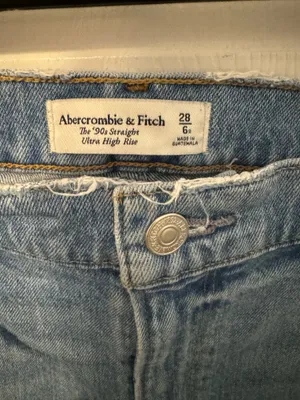 Abercrombie Curve Love 90s Straight High-Rise thumbnail 2
