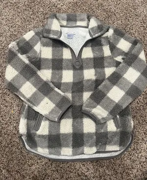 Fall Flannel Pullover Size M thumbnail 2