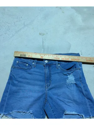 Levi’s mid length Blue Denim Women’s Shorts 29 thumbnail 2