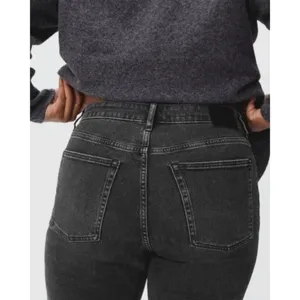 Everlane The Curvy Cheeky Straight Jean Stretch Washed Black Size 34 thumbnail 3