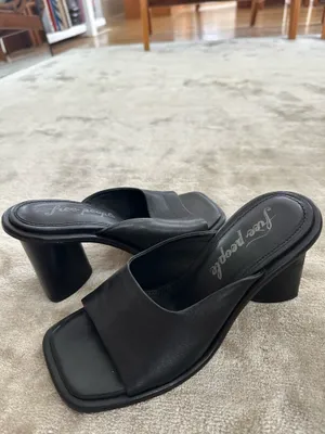 Free People Black heels thumbnail 3