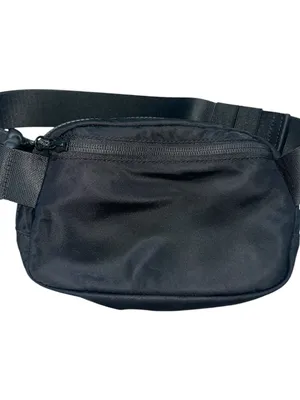 Lululemon Black Everywhere Belt Bag Size 1L thumbnail 6