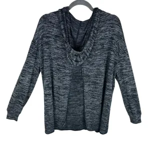 Wilfred Free Aritzia Black Hooded Lightweight Open Back Oversized Knit Top‎ S thumbnail 2