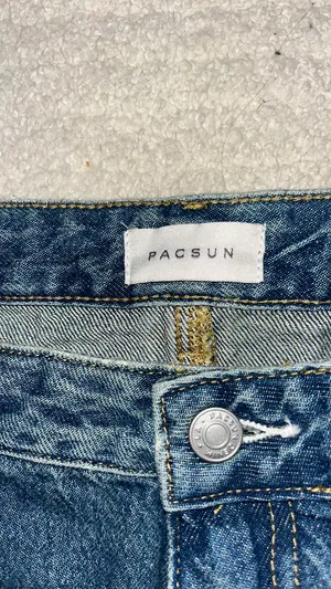 PacSun Indigo Jeans Low-Rise Baggy Short thumbnail 3