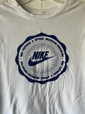 Nike Graphic Tee thumbnail 2