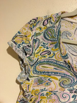 Anthropologie Pilcro Paisley Pattern Twist Collar Scoop Neck Tee T-Shirt Medium thumbnail 7