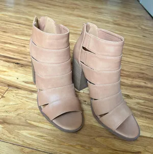 Francesca's Heels thumbnail 1