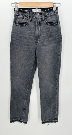 Abercrombie Fitch Curve Love Ultra High Rise Ankle Straight Jeans Black 00R‎ 24 thumbnail 1