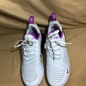 Nike Air Max 270 GS White Fuchsia Dream thumbnail 4