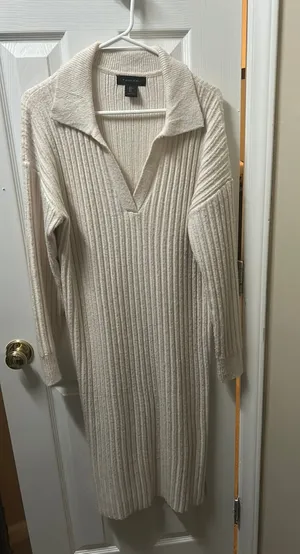 Cream Sweater dress thumbnail 1