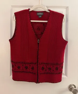 Woolrich Red 100% Wool Crochet Zipper Vest Medium thumbnail 1