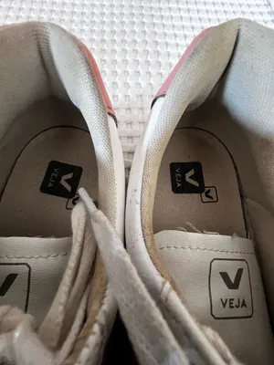 Veja Women's White Sneakers with Pink Accents Size 8 thumbnail 3