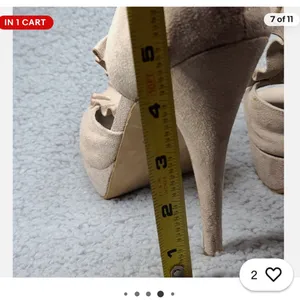 - Elle cream ruffle Victorian nude heels size 6.5 platform style y2k thumbnail 9
