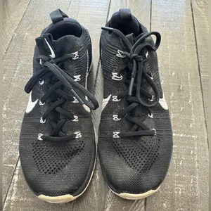NIKE Metcon DSK Flyknit 2 Women US 8 Black White‎ Running Shoes thumbnail 3