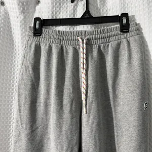 Peloton Women’s Gray Soft Fleece Sweatpant Size Medium thumbnail 4