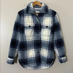 Abercrombie and Fitch A&F Blue Plaid Soft Sherpa Shacket Jacket Coat Size S thumbnail 10