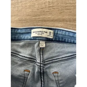 Abercrombie Curve Love High Rise Super Skinny Jeans Women’s 30/10 Washed Blue thumbnail 11