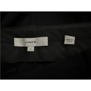Vince Soft Tailored Ankle Trousers In Black Size 6 thumbnail 6