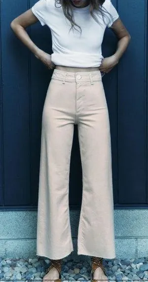 ZARA Wide Leg, Raw Hem Jeans Size 2 thumbnail 1