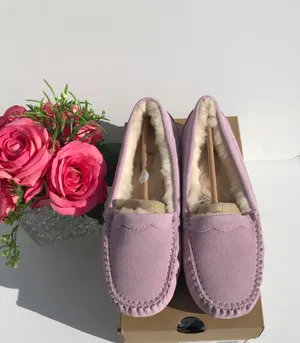 UGG Scalloped Moc thumbnail 5