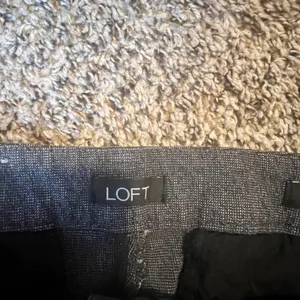 Loft Skinny Dress Pants Womens 10 Charcoal‎ Gray Textured Cotton Blend Workwear thumbnail 2