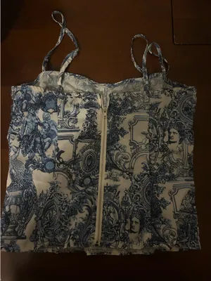 Pretty Little Thing Corset Top thumbnail 4