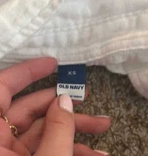 Old Navy button up top thumbnail 2